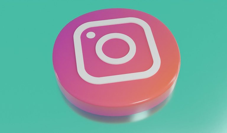 Instagram Story Completion Rate in 2026: The Attention Metric That Signals Real Audience Interest