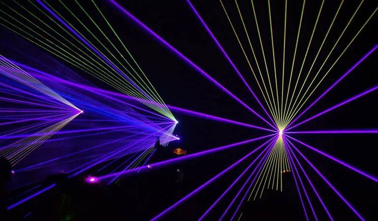 Using Instagram & TikTok Together for Marketing: The Short-Form Growth + Community Conversion Engine for B2B Brands in 2026