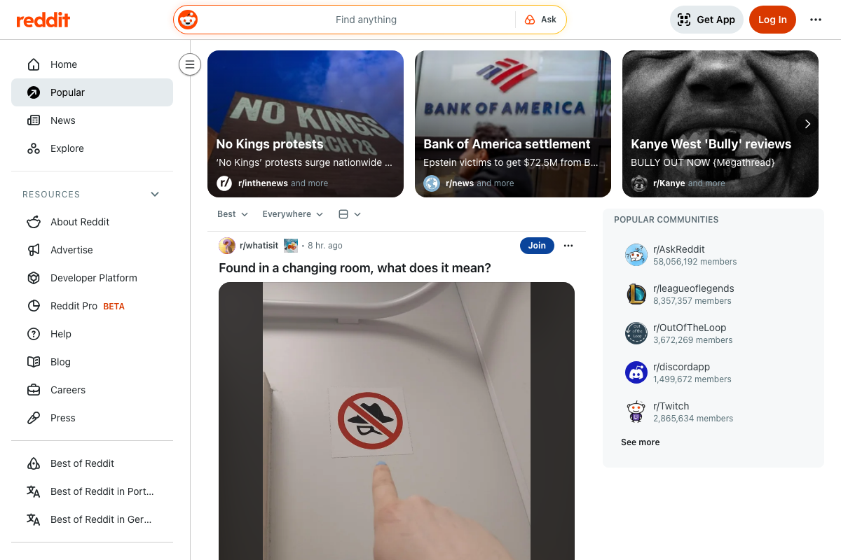 Reddit Popular feed homepage — this capture does not show the r/SEO subreddit; no SEO or GEO community content is visible.